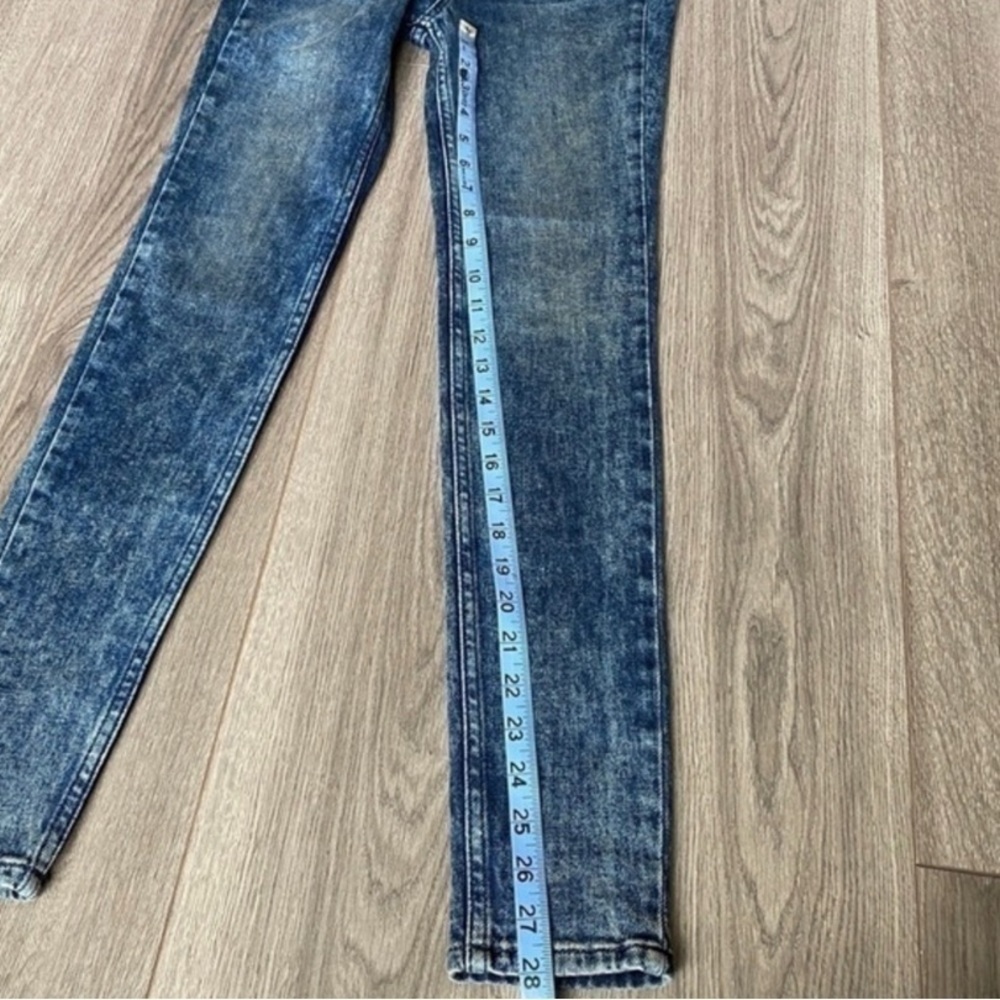 Free People High Rise Skinny Jeans Dark Wash Size 26